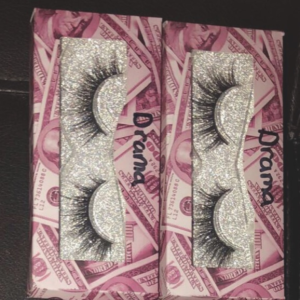 Eyelashes